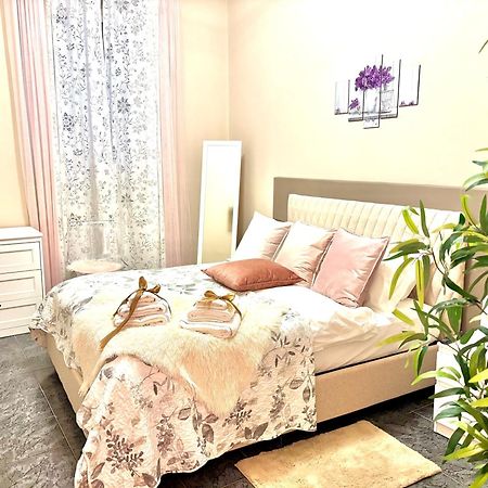 Casa Camilla Apartment Рим Екстериор снимка